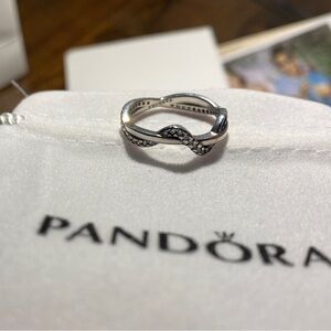 Women Pandora Ring size 8